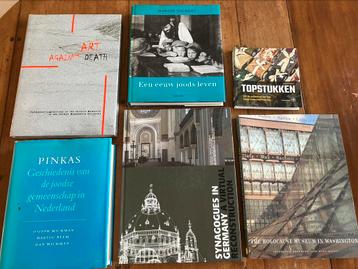 6 boeken over Joodse cultuur (JCK, synagoge, holocaust) beschikbaar voor biedingen