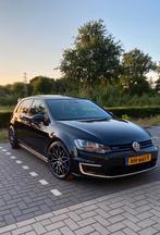 Volkswagen Golf 7 GTE || DSG |Sportieve Bomvolle uitvoering!, Auto's, Volkswagen, Zwart, 4 cilinders, USB, Zwart