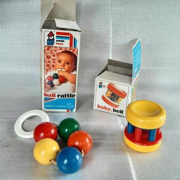 Vintage Ambi Toys  Ball Rattle en Baby Bell   beschikbaar voor biedingen