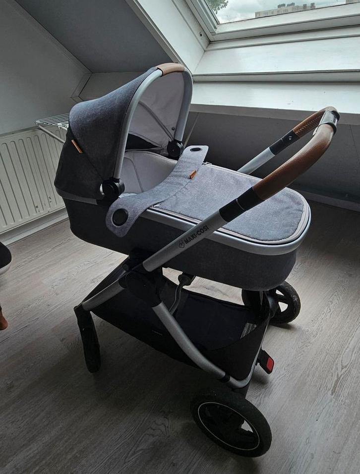 Maxi Cosi Adorra Complete Set + Oria Reiswieg, Kinderen en Baby's, Kinderwagens en Combinaties, Zo goed als nieuw, Combiwagen