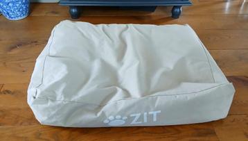 Hondenkussen met wasbare hoes - met tekst: ZIT - hoes wasbaa beschikbaar voor biedingen