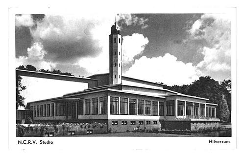 977230 Hilversum NCRV studio 1958 Gelopen met Postzegel, Verzamelen, Ansichtkaarten | Nederland, Gelopen, Noord-Holland, 1940 tot 1960