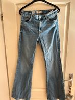 Nieuw! Flaired jeans Bershka maat 40, Nieuw, Blauw, W30 - W32 (confectie 38/40), Bershka