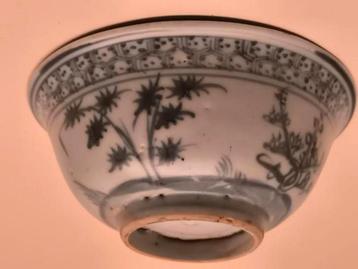 Chinees porselein Ming kom beschikbaar voor biedingen