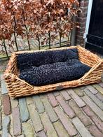 Hondenmand incl kussen, Ophalen, Zo goed als nieuw