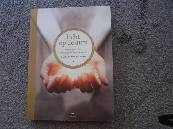 Licht op de aura  Barbara Ann Brennan, Boeken, Esoterie en Spiritualiteit, Zo goed als nieuw, Achtergrond en Informatie, Overige onderwerpen
