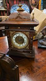 Grote antieke consol klok, Ophalen