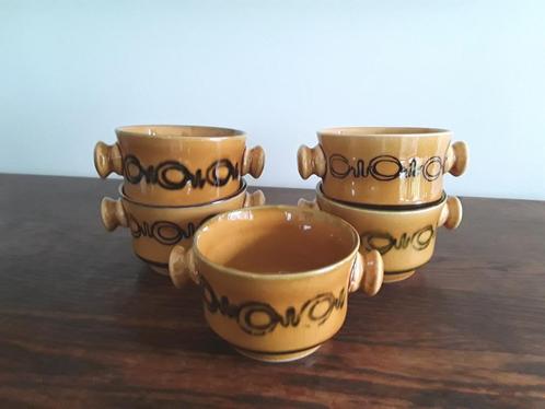 Vintage soepkommen, okergeel, Carnaby Street London, Huis en Inrichting, Keuken | Servies, Zo goed als nieuw, Kom(men), Overige stijlen