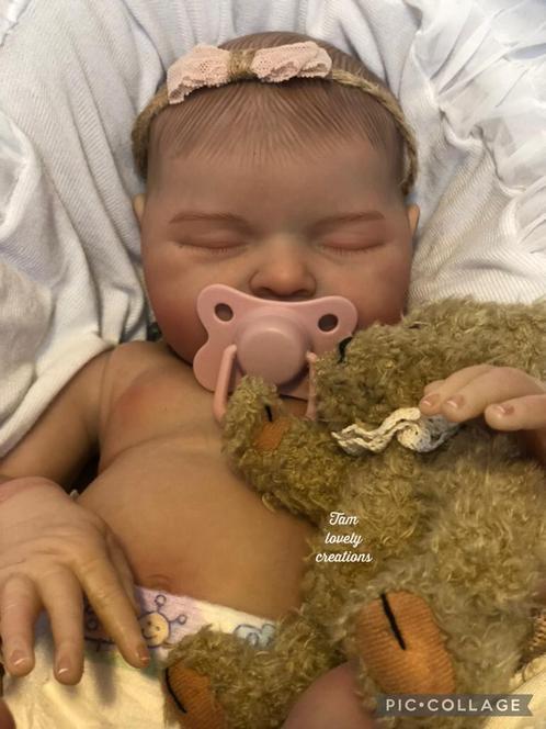 Reborn baby laura, volledig vinyl, Verzamelen, Poppen, Nieuw, Babypop, Levensecht of Reborn, Verzenden