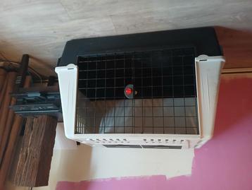 Mooie grote honden bench te koop  beschikbaar voor biedingen