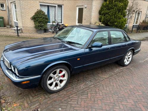 Jaguar XJ 4.0 Executive V8 1999 Blauw, Auto's, Jaguar, Particulier, XJ, Centrale vergrendeling, Climate control, Cruise Control
