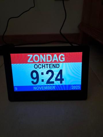 Digitale Klok voor Dementie - Heldere Weergave beschikbaar voor biedingen