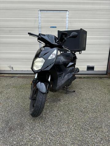 Sym xpro bezorg scooter Kymco 25km 2019