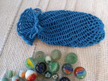 oude knikkerzak met knikkers en stuiters. jaren 50 beschikbaar voor biedingen