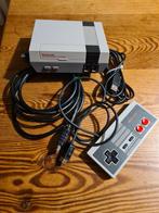 NINTENDO classic MINI Retro console, Ophalen of Verzenden, Zo goed als nieuw, Met 1 controller, Met games