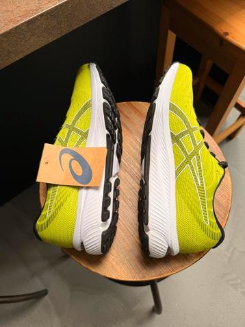 Asics Gel Cumulus 22 beschikbaar voor biedingen