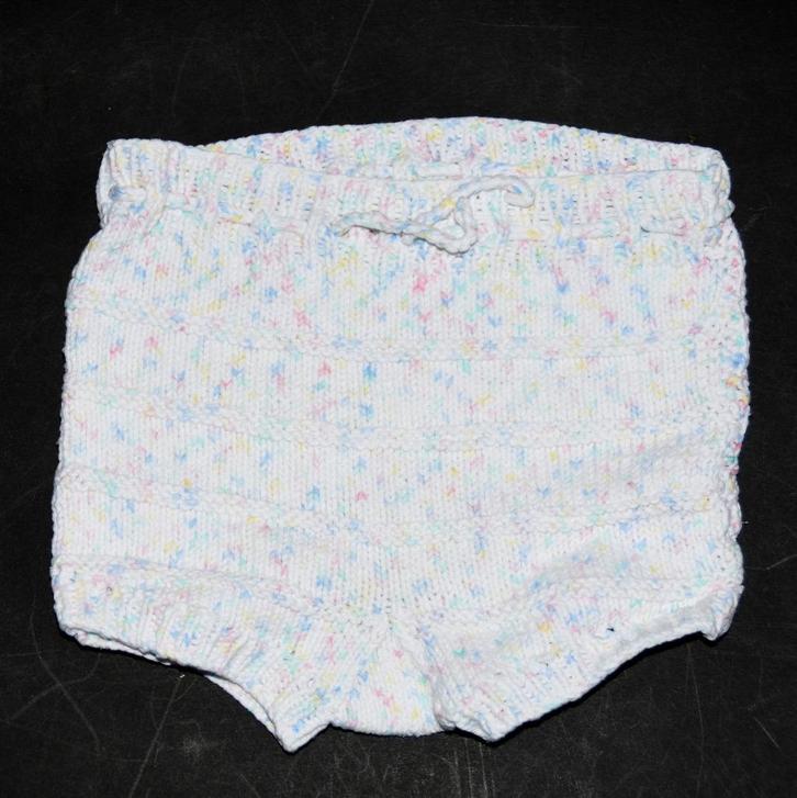 Antiek vrolijk gebreid baby luierbroekje luier overbroek, Antiek en Kunst, Antiek | Kleding en Accessoires, Kinderen, Ophalen of Verzenden
