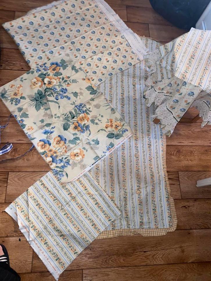 Biggie best harriets house engels, Antiek en Kunst, Antiek | Kleden en Textiel, Verzenden