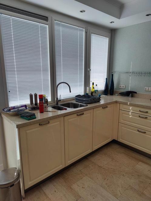 u vorm keuken met stenen blad, Huis en Inrichting, Keuken | Complete keukens, Gebruikt, Hoekkeuken, Graniet of Steen, Ophalen of Verzenden