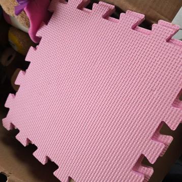 Speelmat Puzzelstukken - Roze/Grijs/Beige 30x30cm beschikbaar voor biedingen