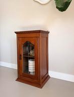 Vintage vitrine kastje, Ophalen