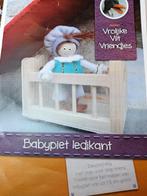 Baby Piet ledikant, Hobby en Vrije tijd, Vilt, Ophalen of Verzenden, Zo goed als nieuw, Boek of Patroon