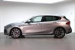 BMW 1 Serie 120 M Sport Automaat / Adaptieve LED / Comfort A, Stof, 156 pk, 3 cilinders, Zilver of Grijs