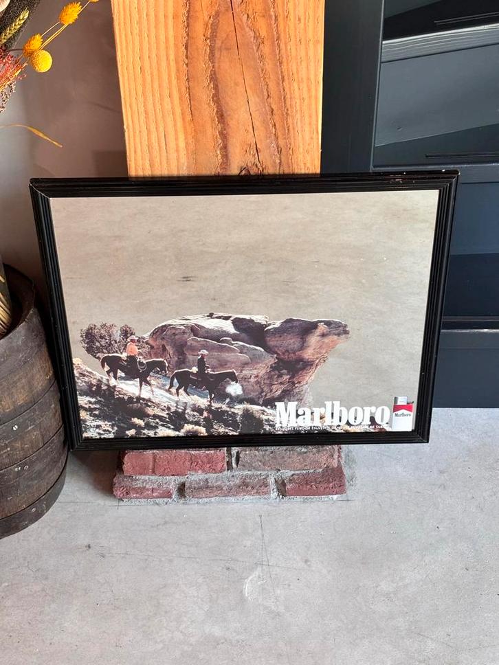 Marlboro Reclamespiegel Vintage, Antiek en Kunst, Antiek | Spiegels, Minder dan 50 cm, Minder dan 100 cm, Rechthoekig, Ophalen of Verzenden