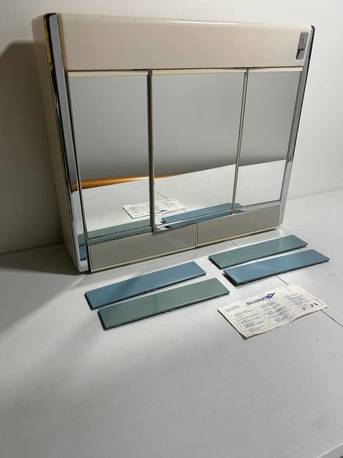 Badkamer toilet kastje allibert, Huis en Inrichting, Badkamer | Badkamermeubels, Gebruikt, Spiegelkast, Minder dan 100 cm, Minder dan 50 cm