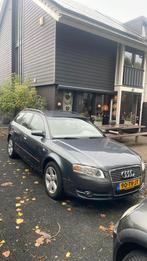 Audi A4 1.6 Avant 75KW 2007 Grijs, Auto's, Audi, Stof, 74 €/maand, Beige, 4 cilinders