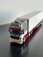 WSI De Kraker Transport met doos, Hobby en Vrije tijd, Modelauto's | 1:50, Ophalen of Verzenden, Zo goed als nieuw, Overige merken