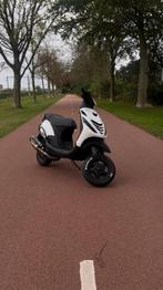 Piaggio zip 70cc 2001 brom, Fietsen en Brommers, Scooters | Piaggio, Ophalen, Zo goed als nieuw, Tweetakt, Zip