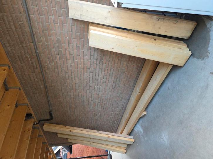 Vuren geschaafde balken 70 x 245, Tuin en Terras, Palen, Balken en Planken, Zo goed als nieuw, Balken, 250 cm of meer, Ophalen