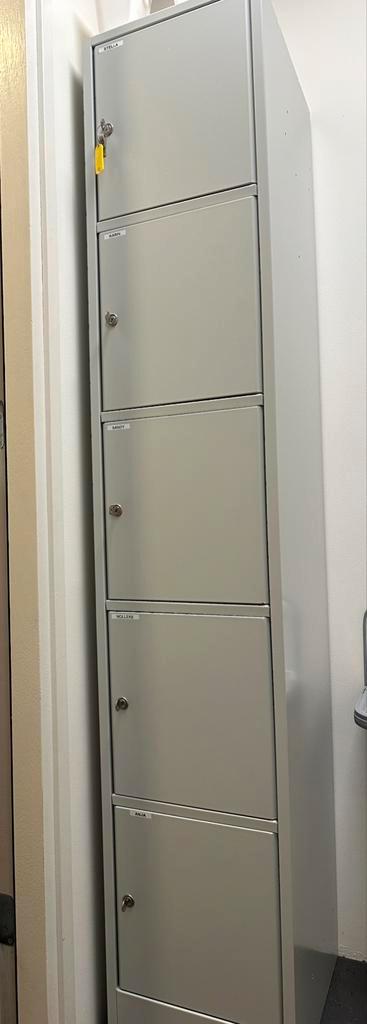 Schäfer lockerkast; kastzuil, met cilinderslot, lichtgrijs, Huis en Inrichting, Kasten | Lockerkasten, Zo goed als nieuw, Ophalen