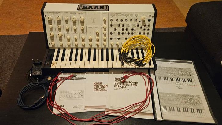 Korg MS-20 mini White Limited Edition, Muziek en Instrumenten, Synthesizers, Gebruikt, Overige aantallen, Korg, Met midi-aansluiting