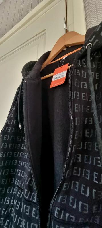 Nieuw limited edition vest!  beschikbaar voor biedingen