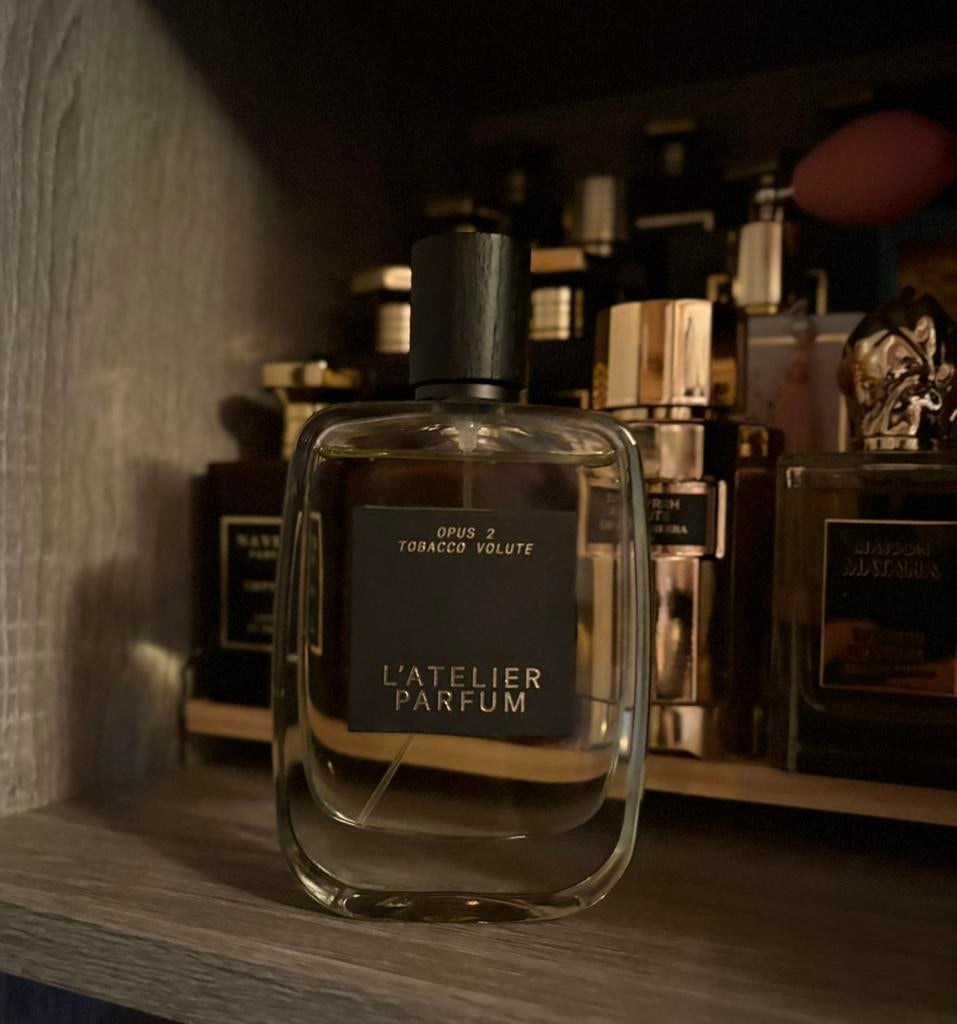 L’atelier Parfum Tobacco Volute 100ml eau de parfum, Sieraden, Tassen en Uiterlijk, Verzenden, Zo goed als nieuw