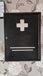 Medicijnkastje klein hangkastje muur, Ophalen, Gebruikt