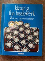 Kleurig fijn haakwerk., Hobby en Vrije tijd, Breien en Haken, Ophalen of Verzenden, Gebruikt, Haken, Patroon of Boek