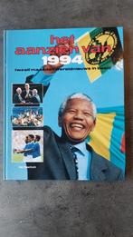 Het aanzien van 1994, twaalf maanden wereldnieuws in beeld., Ophalen of Verzenden, 20e eeuw of later, Zo goed als nieuw, Overige gebieden