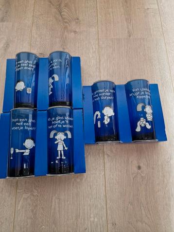 Blue band glazen nieuw jaren 90 beschikbaar voor biedingen
