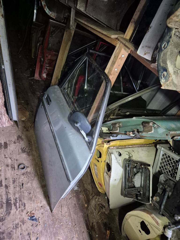 Diverse Plaatwerk volvo 240/145/amazon/242/262 deuren/enz, Ophalen, Voor, Volvo, Deur