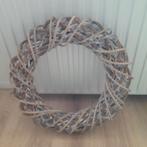 Rotan krans 52 cm, Huis en Inrichting, Woonaccessoires | Kransen, Zo goed als nieuw, Ophalen