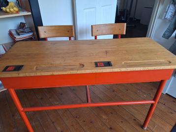 Te koop aangeboden retro duo school bureautje beschikbaar voor biedingen