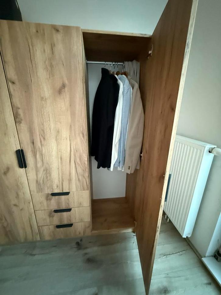 Jysk Jenslev Kledingkast - Wild Eiken, Huis en Inrichting, Kasten | Kledingkasten, Gebruikt, 150 tot 200 cm, 100 tot 150 cm, 50 tot 75 cm