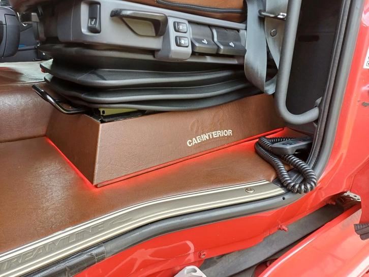 Scania Streamline/ scania R interieur (bruin), Auto-onderdelen, Vrachtwagen-onderdelen, Scania, Interieur en Bekleding, Ophalen