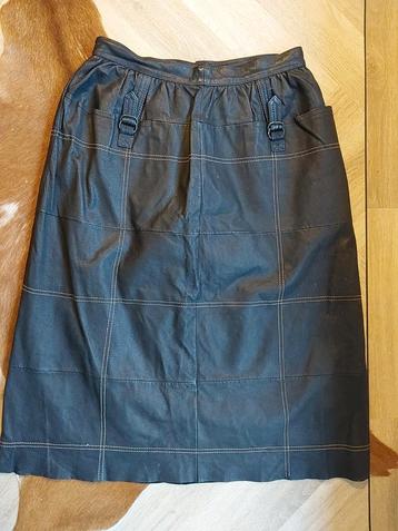Retro/vintage leren rok beschikbaar voor biedingen
