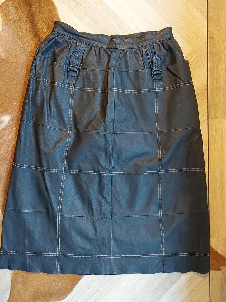 Retro/vintage leren rok, Kleding | Dames, Rokken, Gedragen, Maat 38/40 (M), Zwart, Knielengte, Ophalen of Verzenden