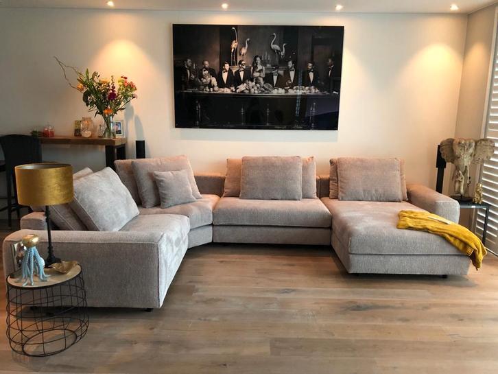 Hoekbank Zola - Zo goed als nieuw!, Huis en Inrichting, Banken | Bankstellen, Zo goed als nieuw, Hoekbank, Overige maten, 300 cm of meer