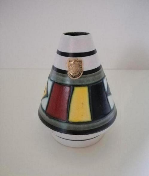 Fohr Keramik bijzonder vormgegeven vintage vaasje, 10 cm, Antiek en Kunst, Antiek | Vazen, Ophalen of Verzenden